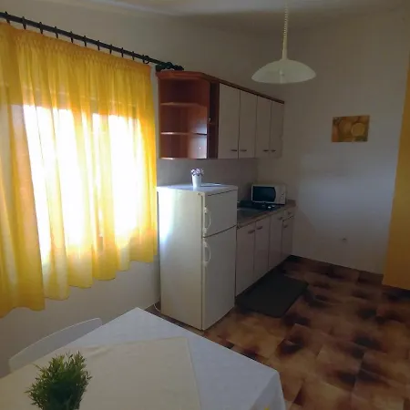 With A Parking Space Pag - 15442 Apartment